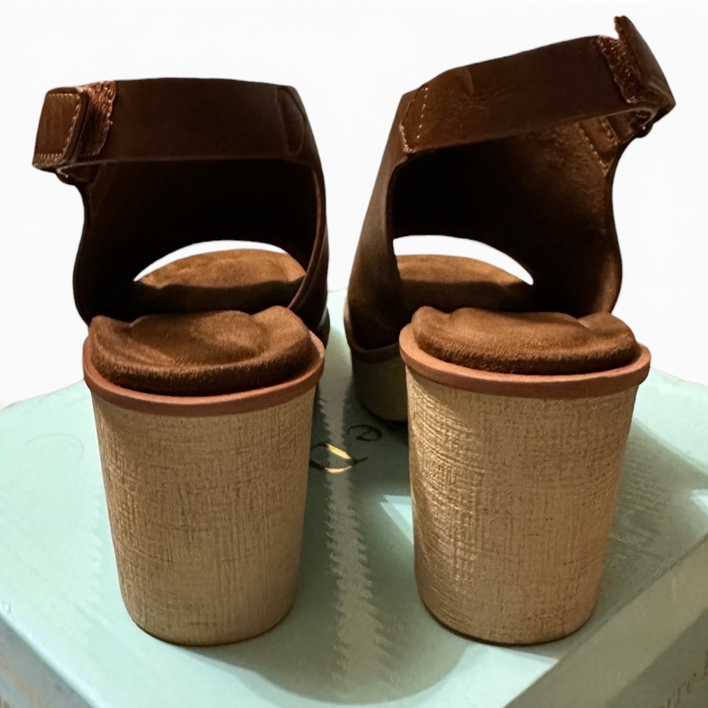Pierre Dumas Club-01 Cognac Brown Platform Block Heel Sandals Womens 8.5 - Picture 8 of 8